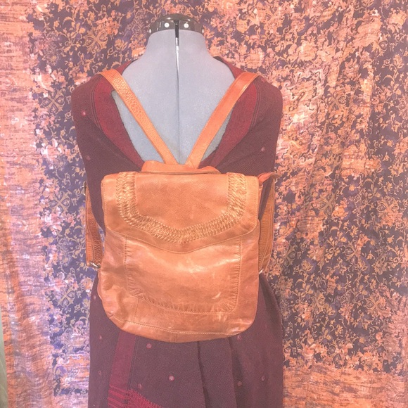 Vilencia Holland Leather Backpack - Picture 4 of 12